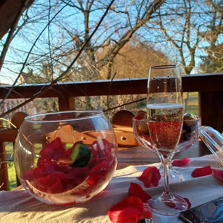 Avec Prive Bed & Breakfast